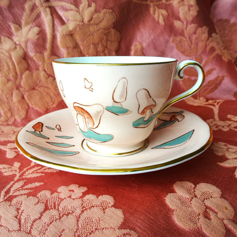 VINTAGE Aynsley English Bone China Tea Cup and Saucer, MUSHROOMS, Commemorative Cup and Saucer Brownies Girl Guides, Collectible Vintage Teacups
