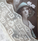 FINEST Filet Lace Edwardian Collar