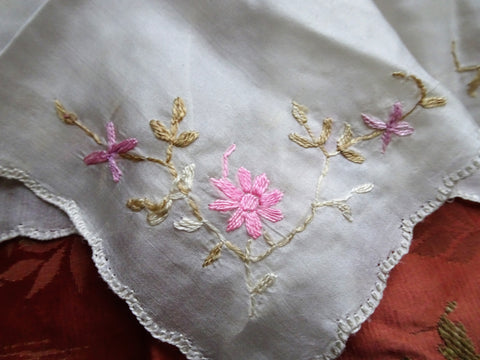 BEAUTIFUL Antique Embroidered Silk Handkerchief Hanky,Perfect For Bride,Special Wedding Hankie,Collectible Vintage Hankies