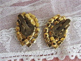 GLITTERING Vintage 1950s Austrian Rhinestone Earrings, Clip On Earrings ,Vintage Rhinestones ,Clip Earrings ,Grey Blue Sparkling Earrings