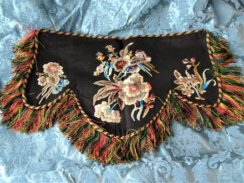 ANTIQUE French Country Farmhouse Shelf Mantle Trim,Embroidered Valance,Cheminee,Pelmet,Fireplace Trim,Cottage Decor,Chateau Decor