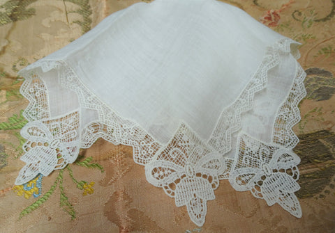 Antique 1920s Heirloom Lace Edged FRENCH Handkerchief Hanky Perfect Bridal Wedding Hankie Special Wedding,Collectible Hankies