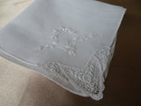 BEAUTIFUL Vintage Hand Embroidered Hanky,Bridal Handkerchief,White Work Hankie,Swiss Lace,Wedding Hankies,Bridesmaids,Collectible Hankies